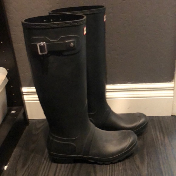 Tall black Hunter boots - Picture 4 of 8